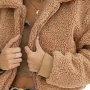 Women's Tan cropped Sherpa Jacket